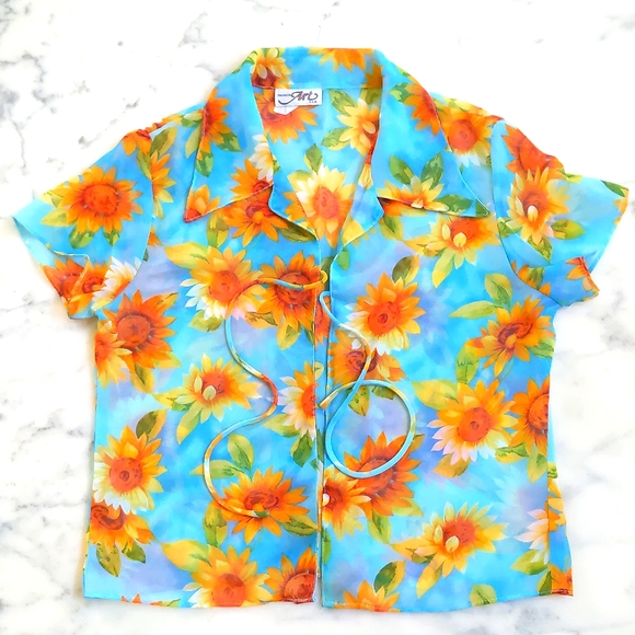 Short Sleeve Sheer Shirt with bright and colorful sunflowers and front tie. - Picture 3 of 4